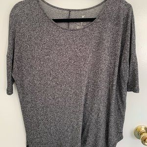 Loose Fitting Gray Shirt